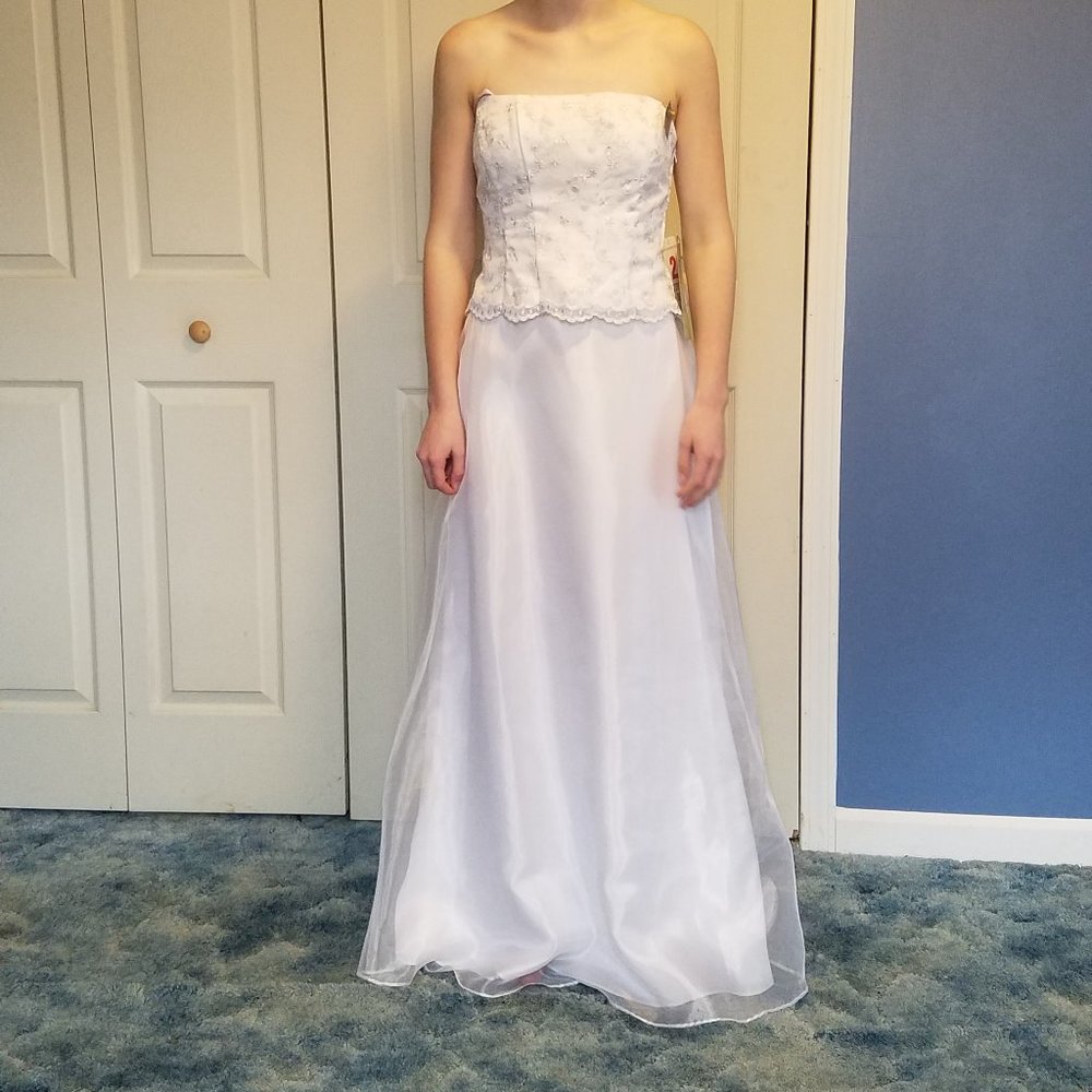 floor length gown - 2 piece - white